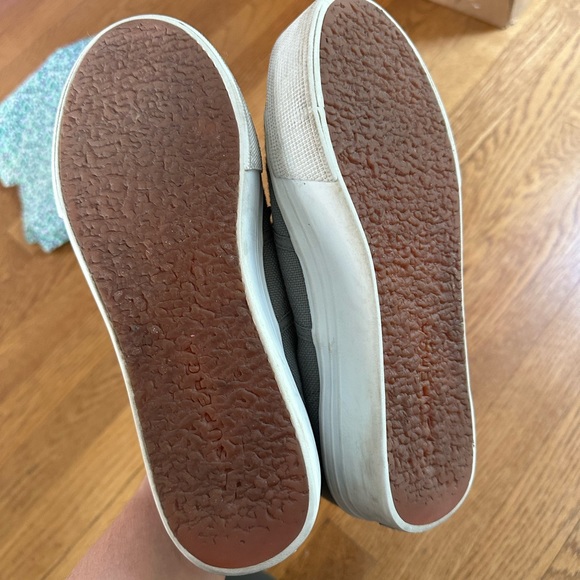 Superga worn once grey platform sneakers sz 7.5 - Picture 5 of 6